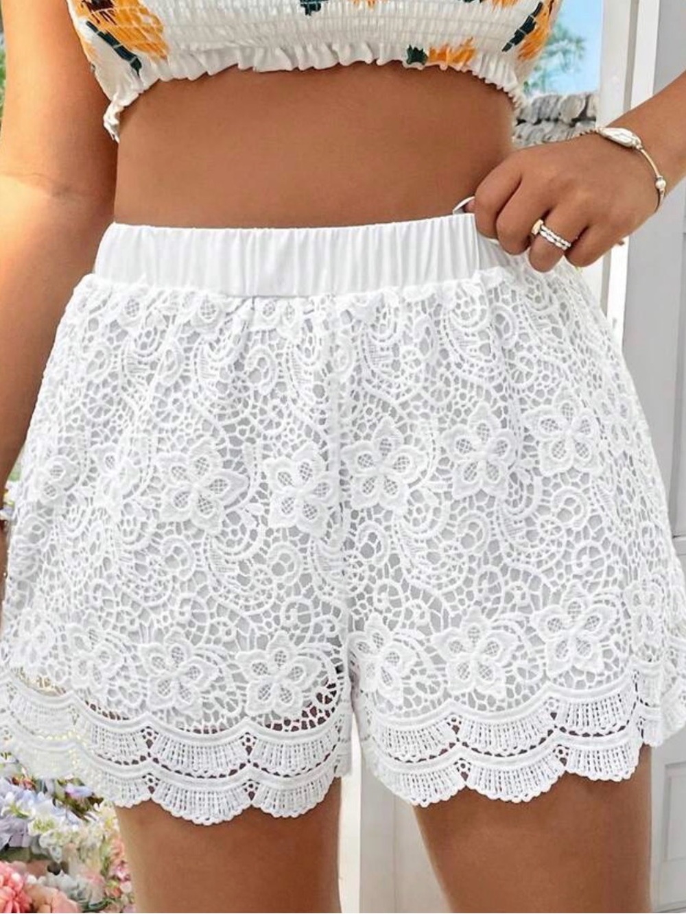 Stella Luce White Floral Lace Scalloped Hem Pull-On Shorts - Size XL